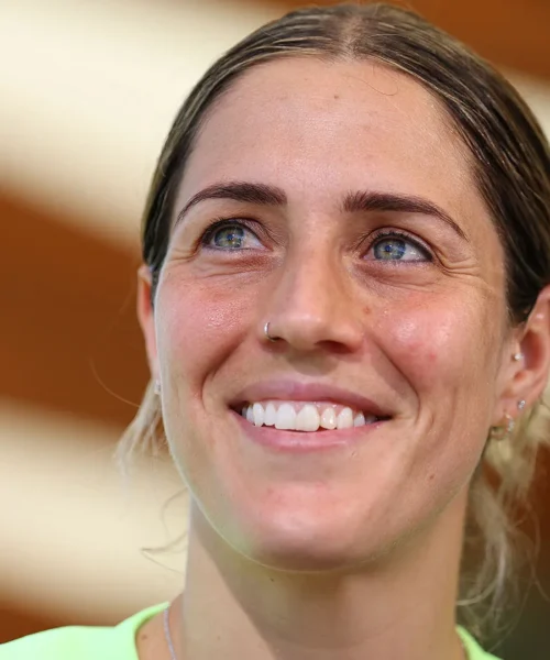 La bellissima Katrina Gorry incanta i tifosi, le sue foto