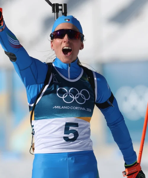 È un’Italia da sogno: Lisa Vittozzi è oro nel biathlon!