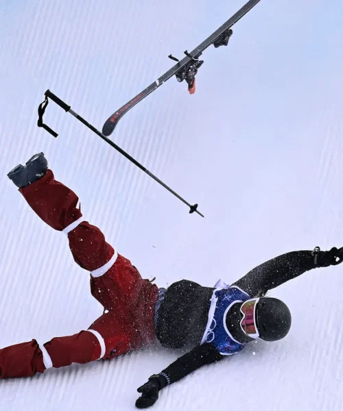 Terribile caduta per la campionessa, tifosi ammutoliti. Foto