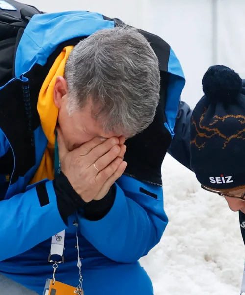Le lacrime del padre dell’atleta ucraino squalificato: “Distrutto un sogno”. Foto