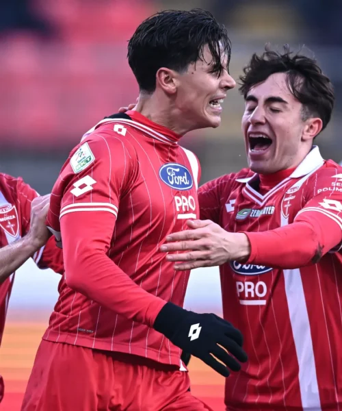 Serie B: il Monza rimonta l’Avellino e sale al secondo posto