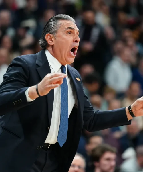 Un gigante turco per Sergio Scariolo