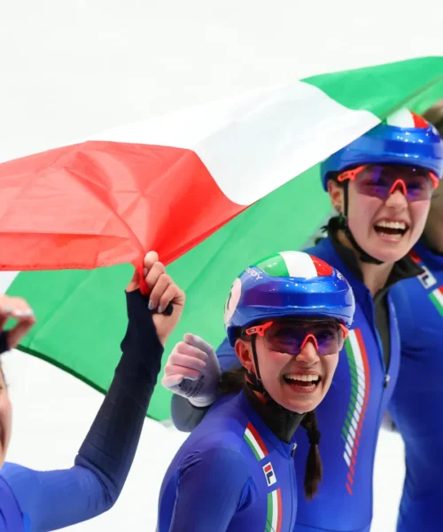 Argento! Arianna Fontana nella leggenda, le Azzurre dello short track incantano