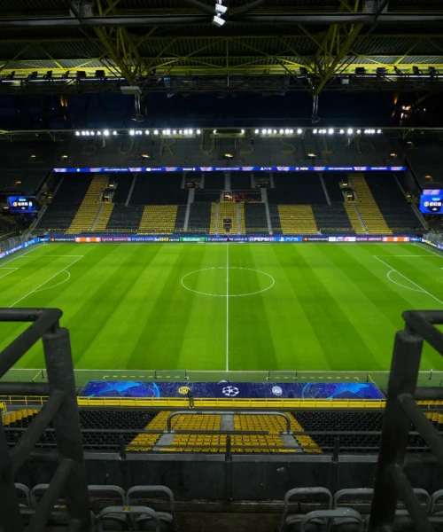 Borussia Dortmund-Atalanta, calcio d’inizio rimandato: il motivo
