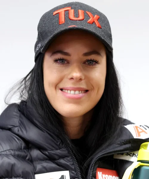 Ammaliante e tatuatissima: Stephanie Brunner vuole lasciare il segno a Milano Cortina 2026