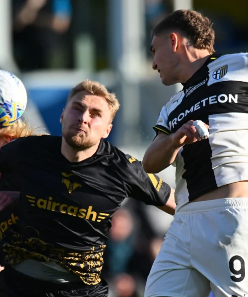 Parma, colpo salvezza in extremis con l’Hellas Verona. Pari fra Cremonese e Genoa