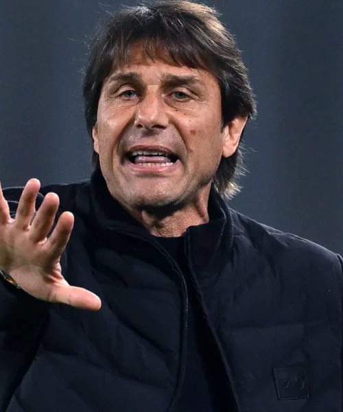 Antonio Conte si gode i rientri di Anguissa e De Bruyne e lancia una frecciata ai critici