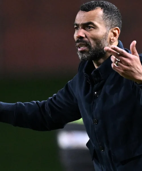 Serie B: il Venezia allunga in testa, Monza frenato a Reggio Emilia. Debutto flop per Ashley Cole