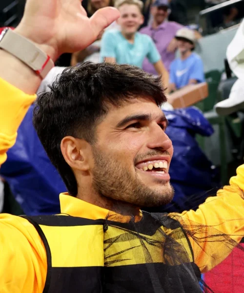 Carlos Alcaraz punge in campo e fuori: il murciano spiega il fuori programma