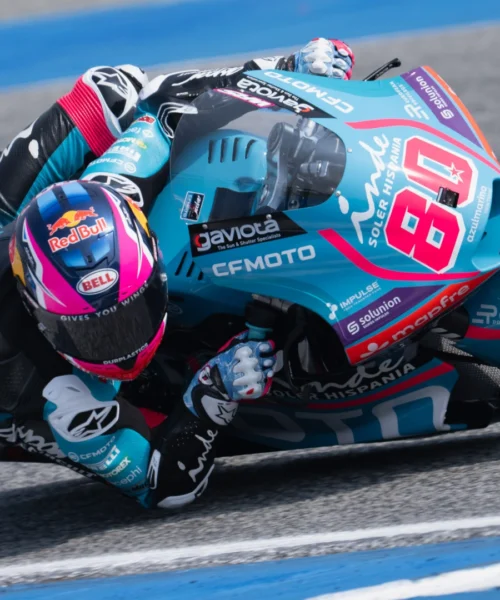 Moto2, terribile incidente per David Alonso: è andata bene