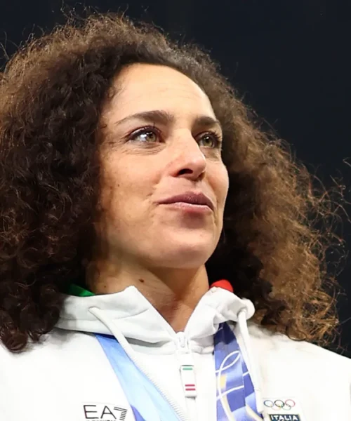 L’emozione di Federica Brignone e Laura Pirovano nel giorno del ricordo di Elena Fanchini
