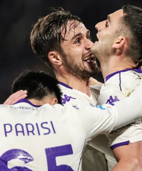 La Fiorentina spazza via la Cremonese e la paura: 4-1 e +4 in classifica