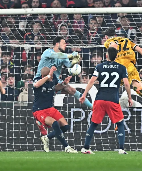 Finale con rissa: l’Udinese batte il Genoa a Marassi