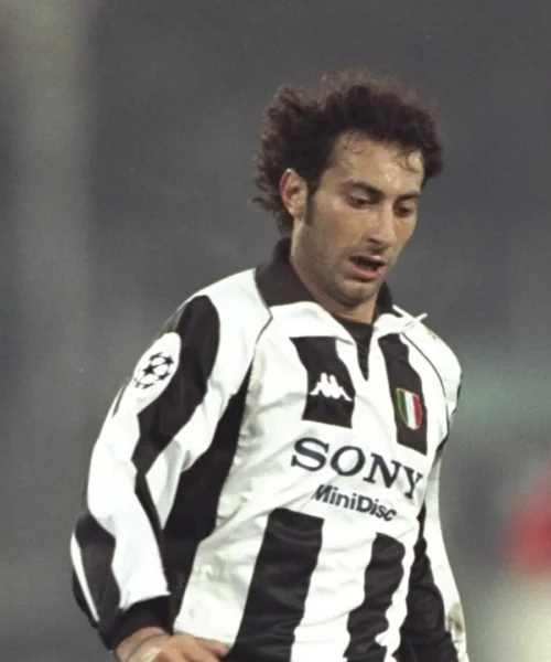 Bastoni-Kalulu: Iuliano scatena i tifosi tirando in ballo l’episodio con Ronaldo