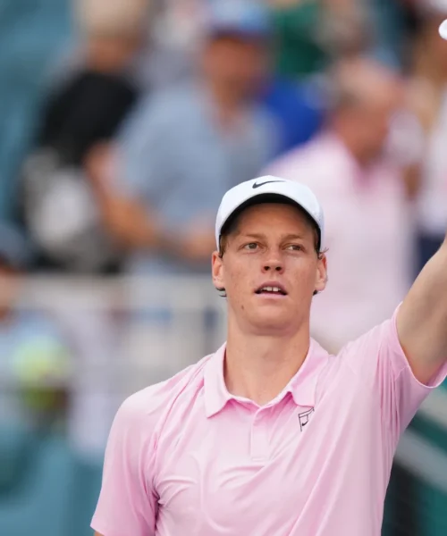 Jannik Sinner inarrestabile: travolto Tiafoe, è in semifinale a Miami