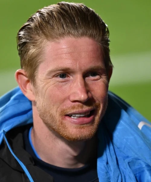 Il Napoli sorride: Torino ko nonostante il brivido nel finale, si rivedono De Bruyne e Anguissa