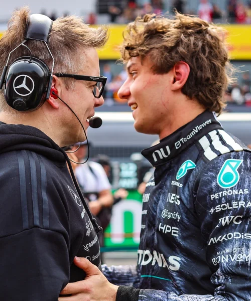 F1, GP del Giappone: vince Antonelli con l’aiuto della safety car. Grande cuore Leclerc