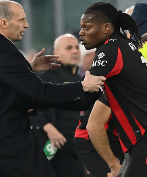 Rafael Leao nell’occhio del ciclone, anche Giampaolo Pazzini lo stronca