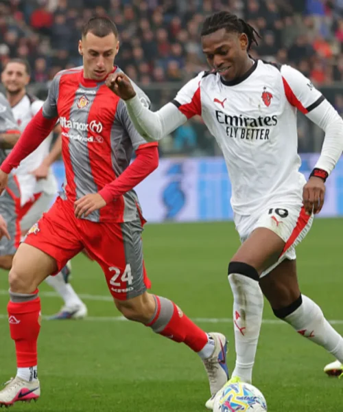 Milan col fiatone, Pavlovic e Leao riportano i rossoneri a -10 dall’Inter