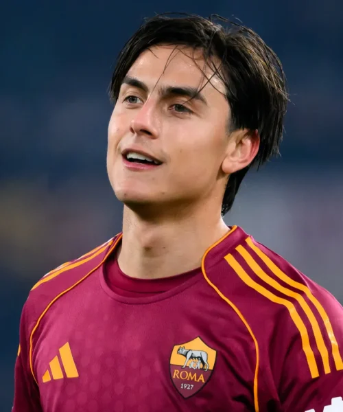 Paulo Dybala è diventato papà: svelato il nome della figlia