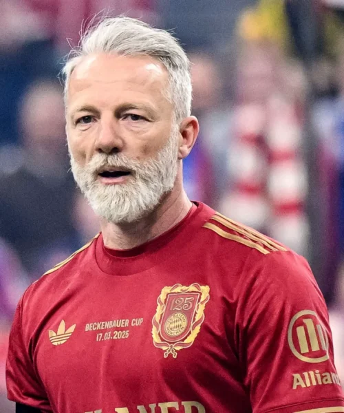 L’iconico ex giocatore del Bayern Monaco incorona Vincent Kompany: “Guardate cosa fa Kane”