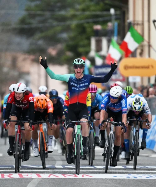 Tirreno-Adriatico: terza tappa ad Andresen, Del Toro leader