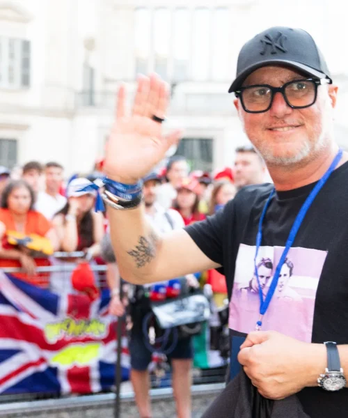 Carlo Vanzini torna in diretta e racconta la sua lotta: “Sono al 60%, persi 14 chili”