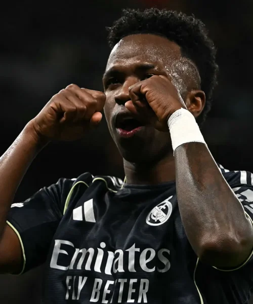 Il solito Vinicius: critiche spietate dopo il brutto gesto, le foto