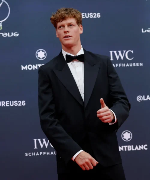 Laureus Awards 2026 a Carlos Alcaraz, Jannik Sinner lo aspetta: “Ti rivoglio in campo a Roma”