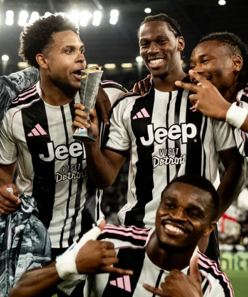 Gli inglesi bussano alla porta della Juventus, offerta in arrivo