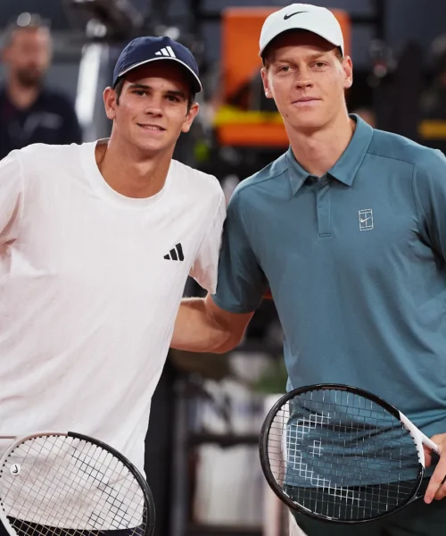 Jannik Sinner cambia ritmo e strapazza Rafael Jodar nel primo set a Madrid