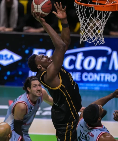 L’Olimpia Milano vuole fare la spesa a Trieste