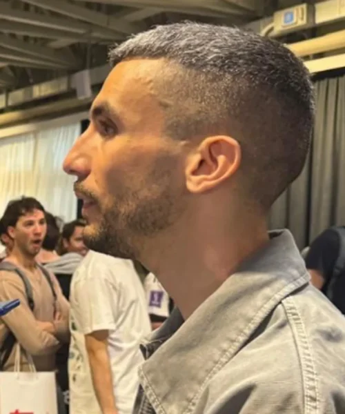 Omar Aamoun il re delle card e un esempio per i più giovani