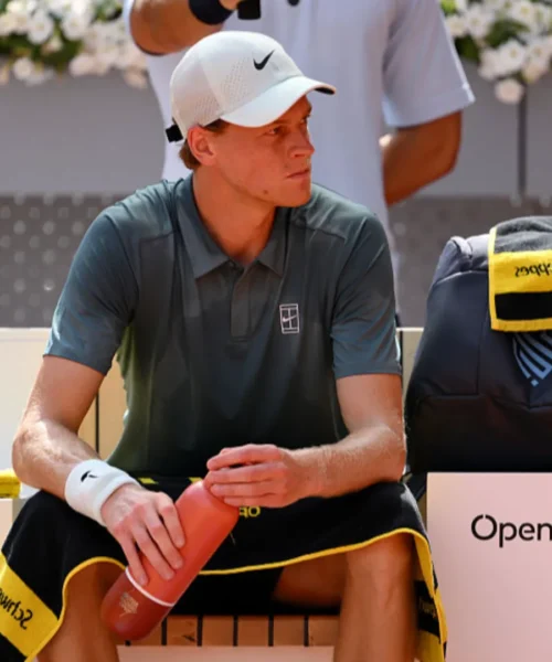 Jannik Sinner punito dal giudice di sedia, il warning che non ti aspetti