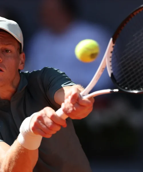 Jannik Sinner va con il pilota automatico agli ottavi: Moller ko a Madrid