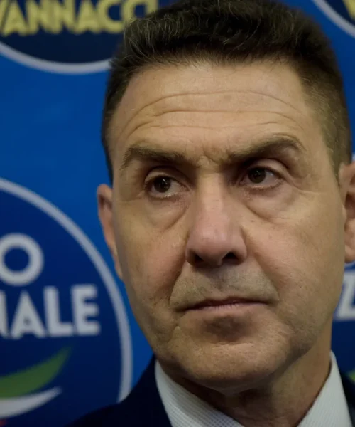 Italia fuori, Vannacci incolpa l’immigrazione