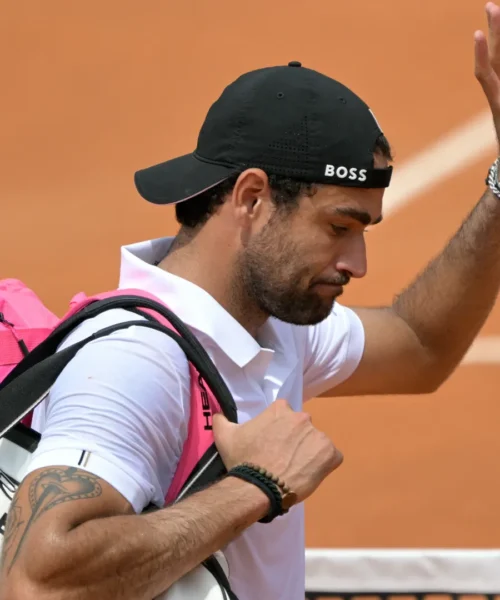 Matteo Berrettini mortificato, niente derby con Jannik Sinner