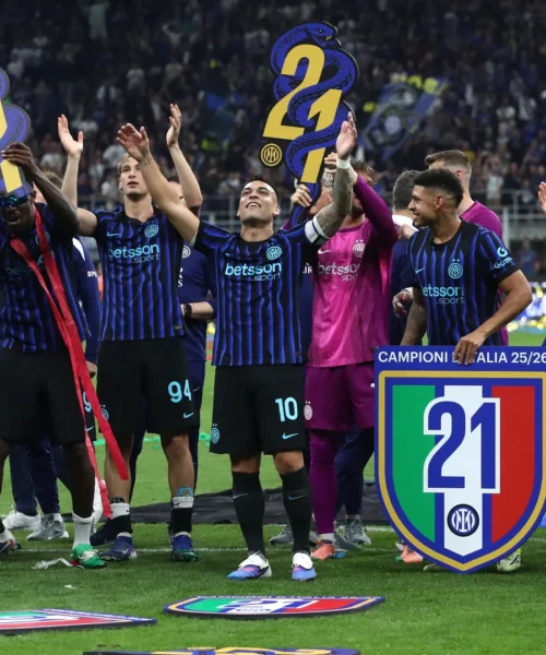 La Juventus si congratula con l’Inter e scatena la bufera