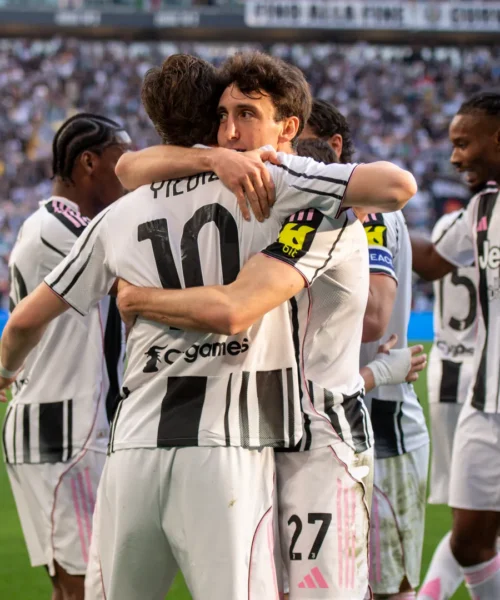 Quattro big inglesi si sfidano per il campione della Juventus