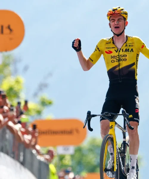 Giro d’Italia, Kuss vince il tappone dolomitico. Ciccone sogna ma chiude terzo
