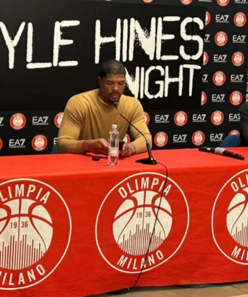 Kyle Hines nella Hall of Fame dell’Olimpia: “Mi manca la gente di Milano”