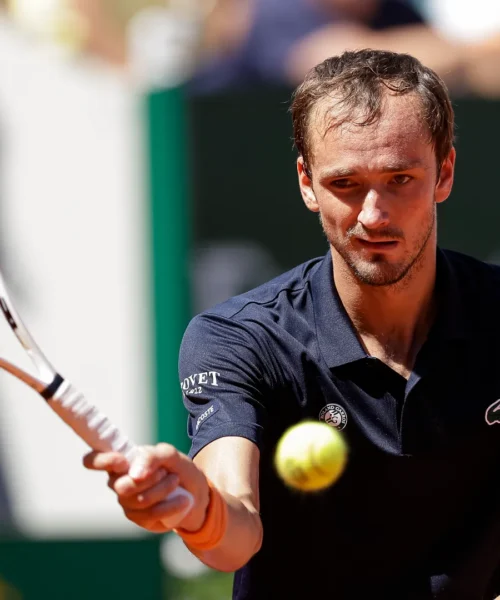 Daniil Medvedev dopo la figuraccia torna a parlare di Jannik Sinner