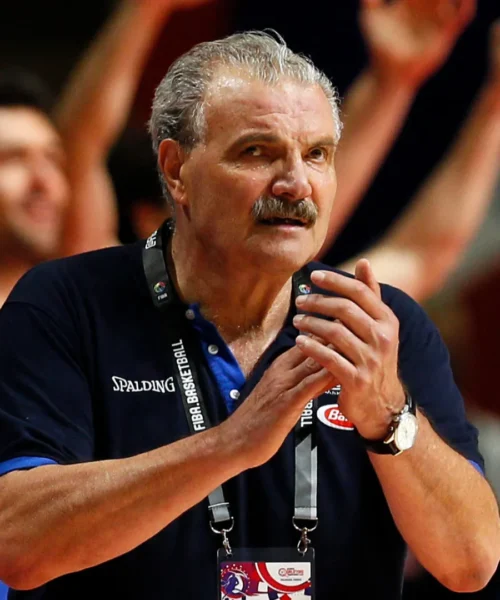 Meo Sacchetti dice addio al basket: “Era la mia ultima partita”