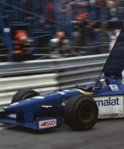 F1: da MONGRIP 500 bracciali usando una gomma del GP di Monaco del 1996