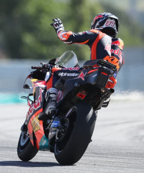MotoGp, Acosta in pole a Barcellona. Mattinata da dimenticare per Bezzecchi e Bagnaia