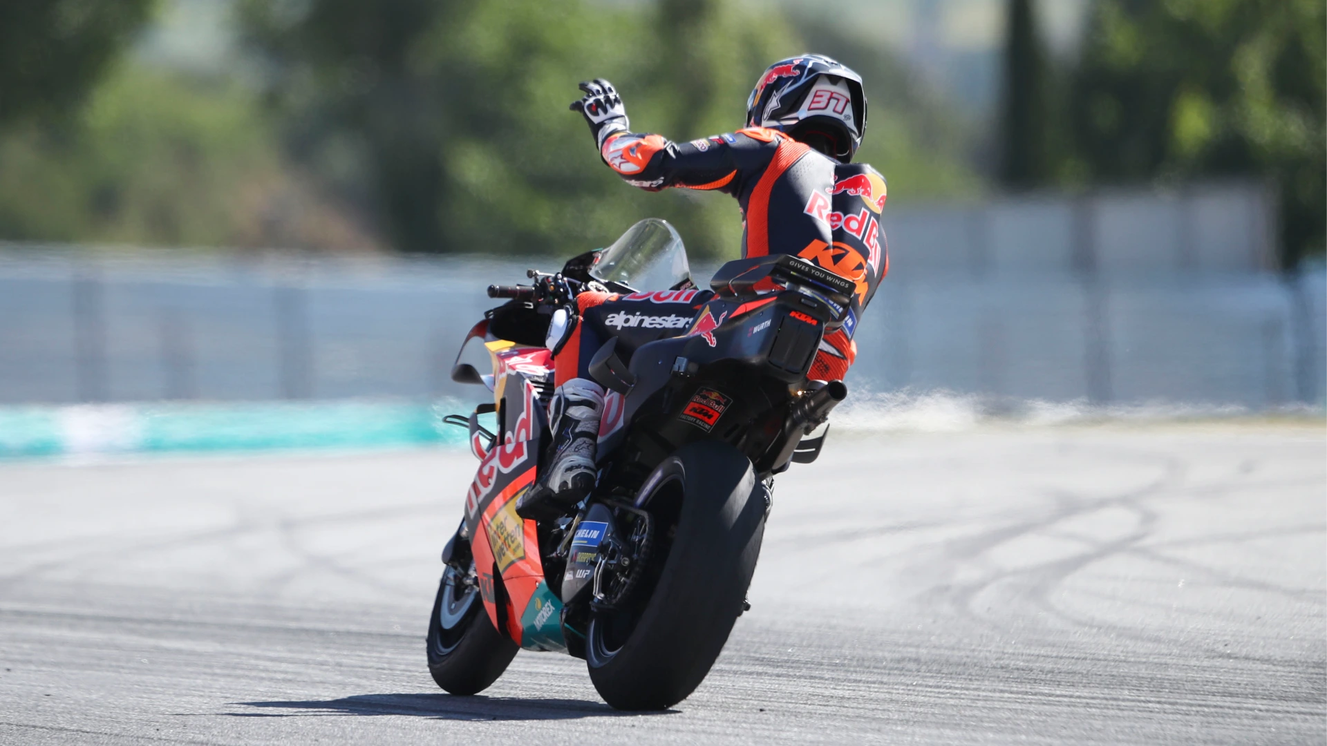 MotoGp, Acosta in pole a Barcellona. Mattinata da dimenticare per Bezzecchi e Bagnaia