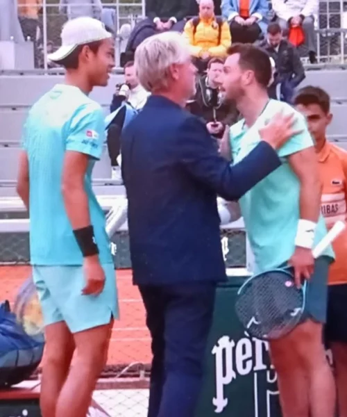 Altro che fair play: alle qualificazioni del Roland Garros si sfiora lo scontro