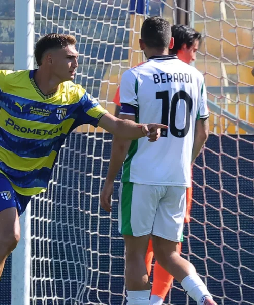 Il Parma chiude con una vittoria al Tardini, Pellegrino incorna il Sassuolo