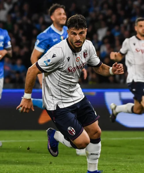 Prima la rimonta, poi la beffa finale: il Napoli si inchina al Bologna e fa un favore alle inseguitrici