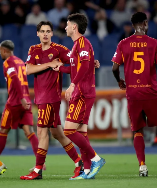 Roma, poker per la Champions: Fiorentina travolta all’Olimpico